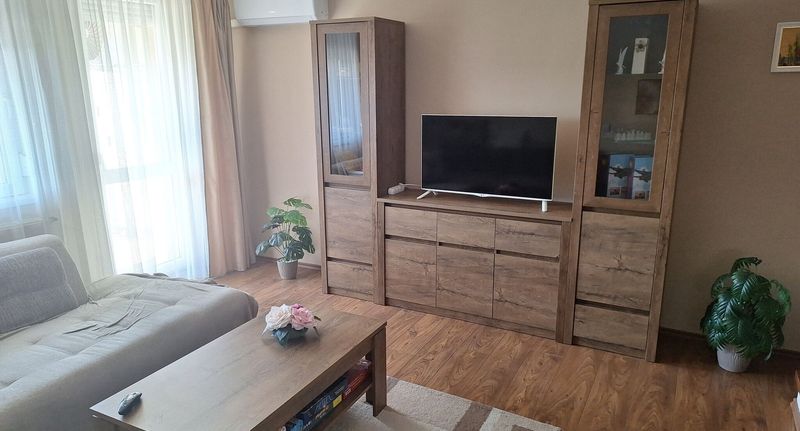 Apartman (jako celek) pro 4 os. s výhledem na město v podkroví (s možností přistýlky) - Katica Apartman Ajka, foto 1