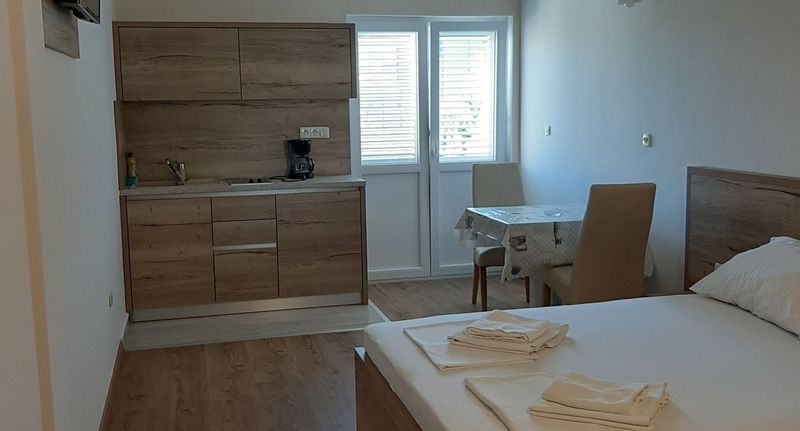 Apartman pro 2 os. s 1 ložnicí - Apartments EDO Novalja, foto 1