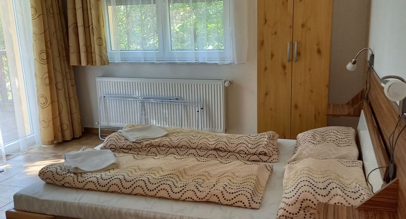 Pokoj s manželskou postelí s výhledem na řeku přízemní - Lábas-ház Szob, foto 1