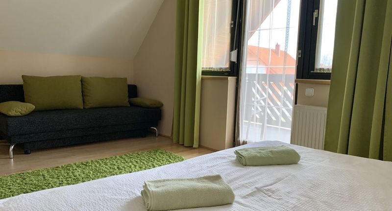 Pokoj s terasou s manželskou postelí (s možností přistýlky) - Levendula Vendégház Bük, foto 1