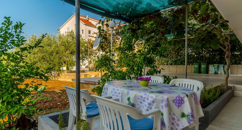 Apartman pro 4 os. se 2 ložnicemi - Apartments Maslina Okrug Gornji, foto 1