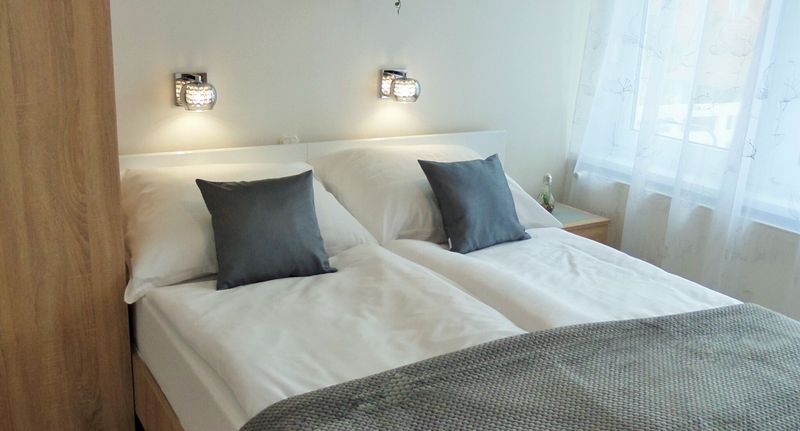 Apartman s terasou s manželskou postelí s 1 ložnicí na poschodí - Stribli Apartmanház Harkány, foto 1