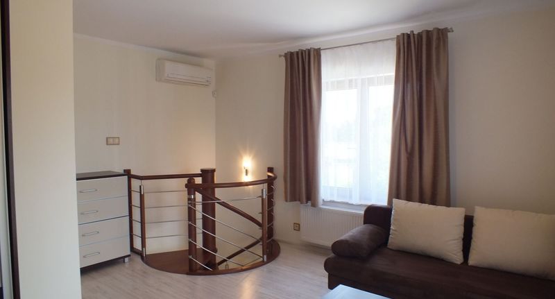 Apartman s klimatizací pro 6 os. se 2 ložnicemi na poschodí - Willa Laura Rowy, foto 1
