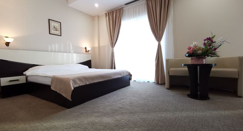 Pokoj s manželskou postelí - Hotel New Derby Constanța, foto 1