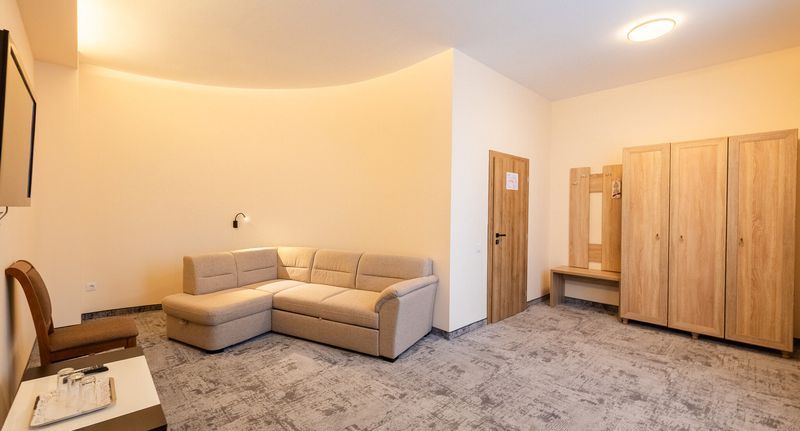 Deluxe Pokoj s manželskou postelí - Pensiunea Floarea Soarelui Brașov, foto 1