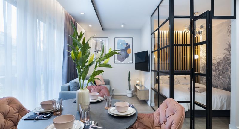 Art Apartman s klimatizací pro 4 os. se 2 ložnicemi - Spring Apartments Krakow, foto 1