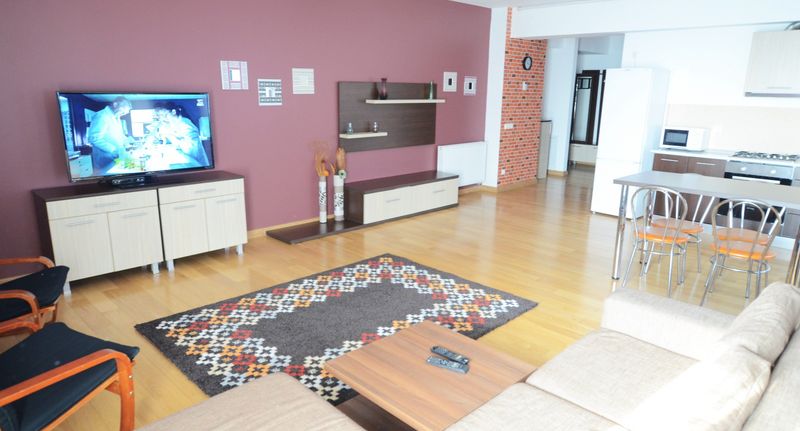 Family Apartman pro 6 os. se 3 ložnicemi - Upground Residence Apartments București, foto 1