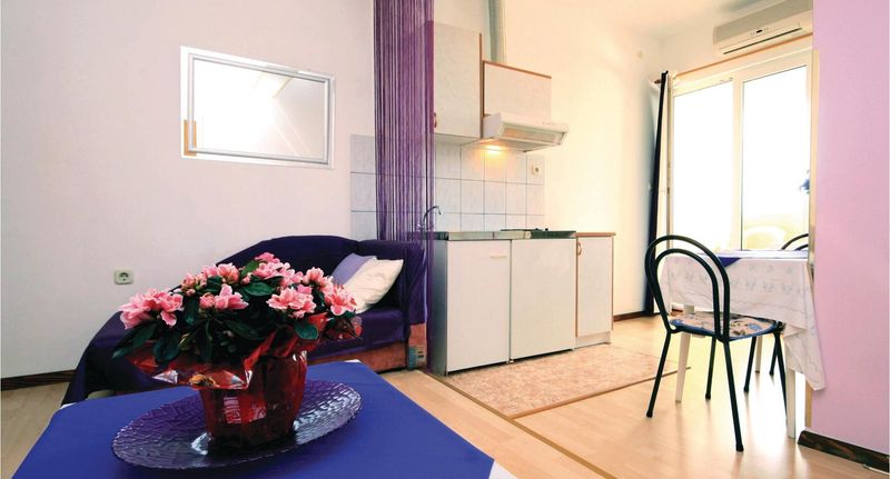 Chata (jako celek) pro 12 os. - Vendégház Brodarica - CDV556, foto 1