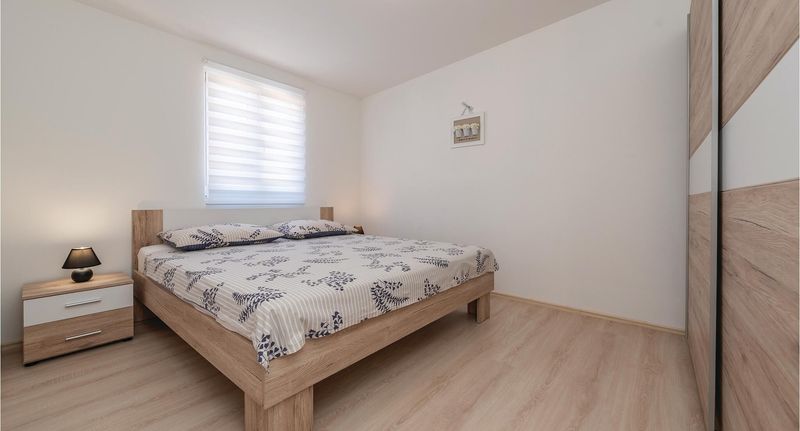 Chata (jako celek) pro 6 os. - Vendégház Pakoštane - CDA476, foto 1