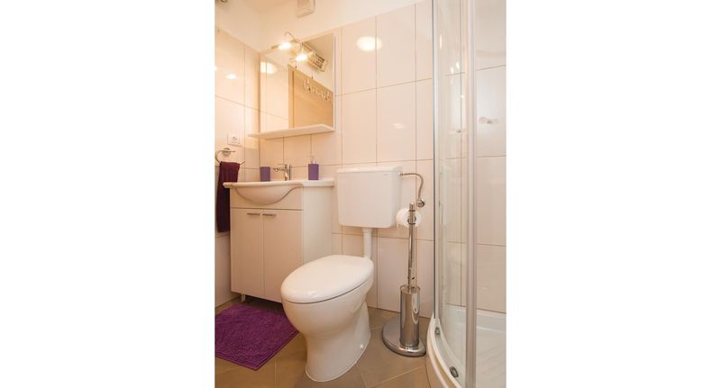 Chata (jako celek) pro 6 os. - Vendégház Filipana - CIC319, foto 1