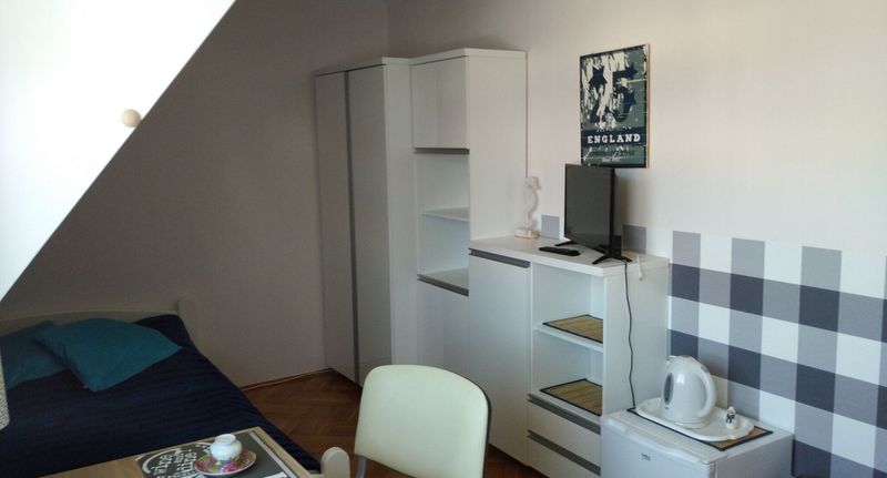 Pokoj s koupelnou s manželskou postelí na poschodí - Willa Szmaragd Kołobrzeg, foto 1