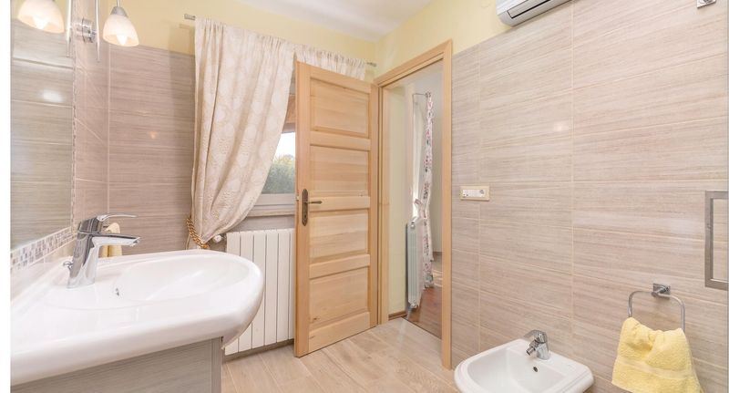 Chata (jako celek) pro 10 os. - Vendégház Nova Vas - CIE569, foto 1