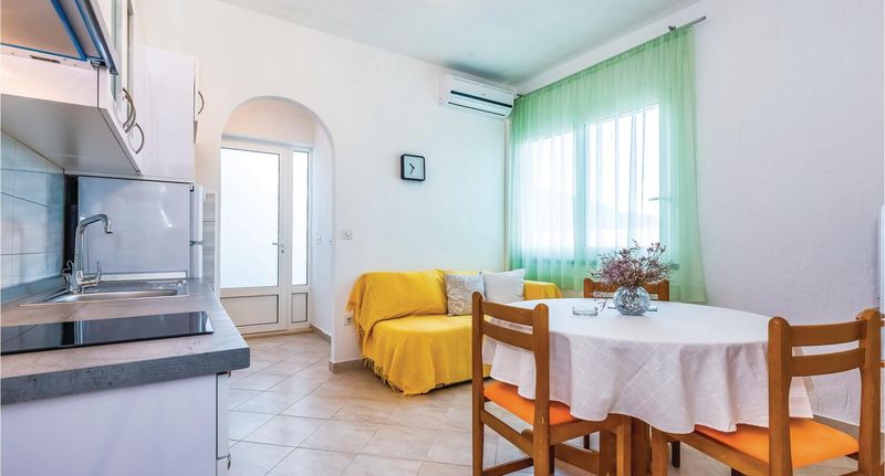 Apartman (jako celek) pro 3 os. - Apartman Supetarska Draga - CKR497, foto 1