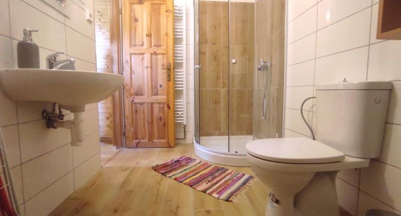 Pokoj s manželskou postelí - Wellness penzion EVA + Apartmány Pod Čerťákem Dolní Moravice, foto 1