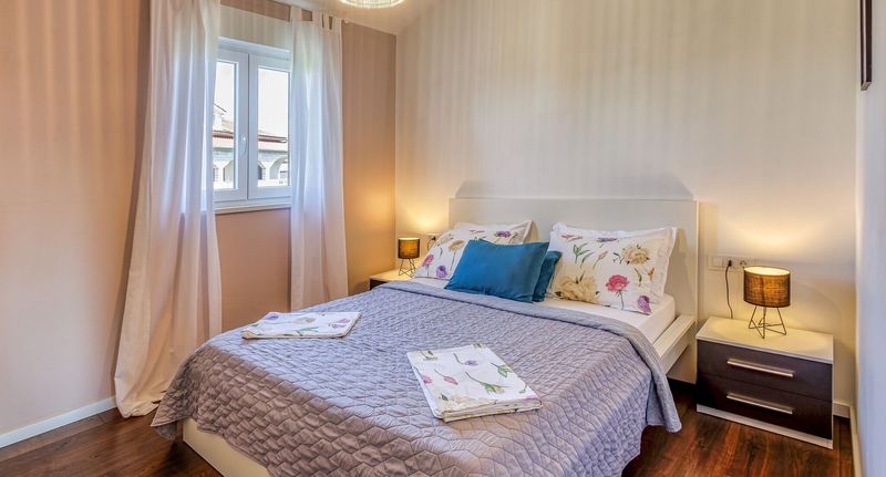 Apartman s balkónem pro 4 os. se 2 ložnicemi na poschodí - Apartments Aki Milovčići, foto 15