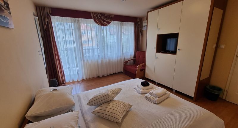 Pokoj s balkónem s manželskou postelí na poschodí (s možností přistýlky) - Abigél II. Vendégház Miskolctapolca, foto 1