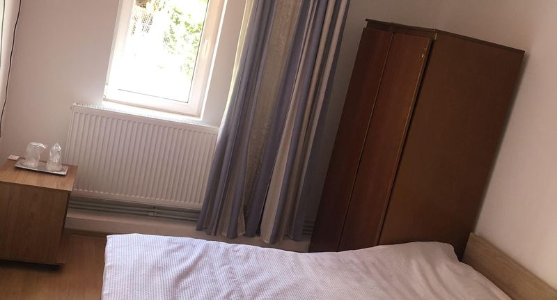 Standard Apartman s koupelnou pro 4 os. s 1 ložnicí - Casa Valentin Căpățânenii Pământeni, foto 1