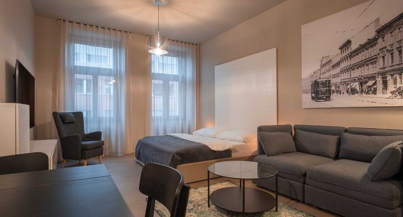 Studio Grand Pokoj pro 2 os. - Aparthotel Rimska 14 Praha, foto 1
