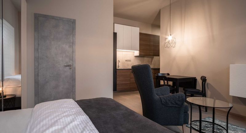 Studio Apartman s balkónem pro 2 os. - Aparthotel Rimska 14 Praha, foto 9