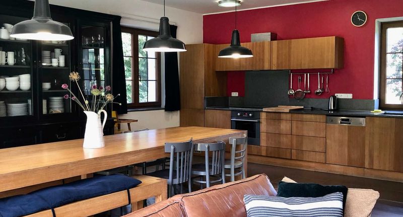 Rekreační dům (jako celek) se sprchou s privátní koupelnou mimo apartmán pro 16 os. - DomaHomes Accomodations Hošťka, foto 1