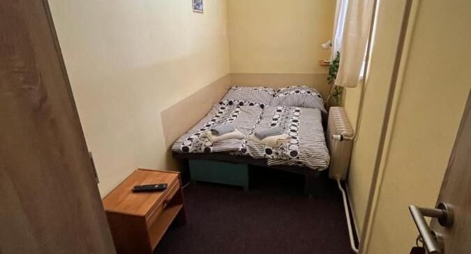 Pokoj se společnou koupelnou pro 2 os. - Penzion Martinské údolí Kořenov, foto 6