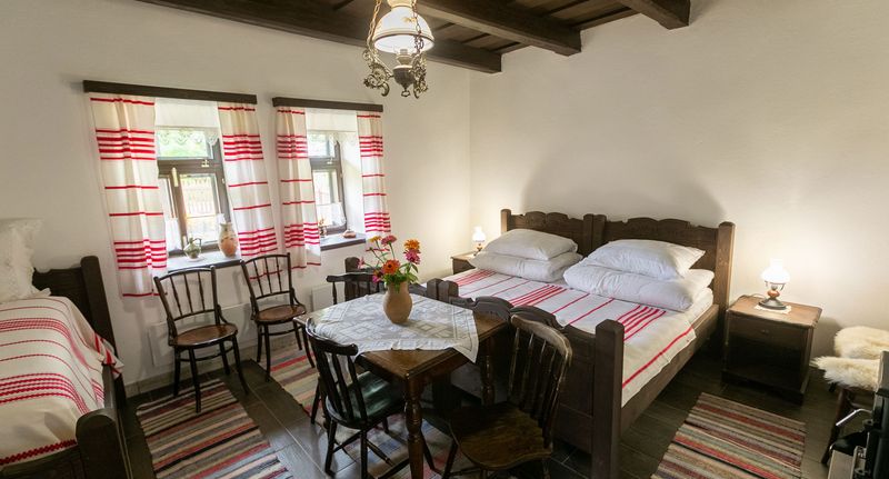 Apartman s koupelnou pro 3 os. s 1 ložnicí (s možností přistýlky) - Csenger Vendégházak Mátraverebély, foto 1