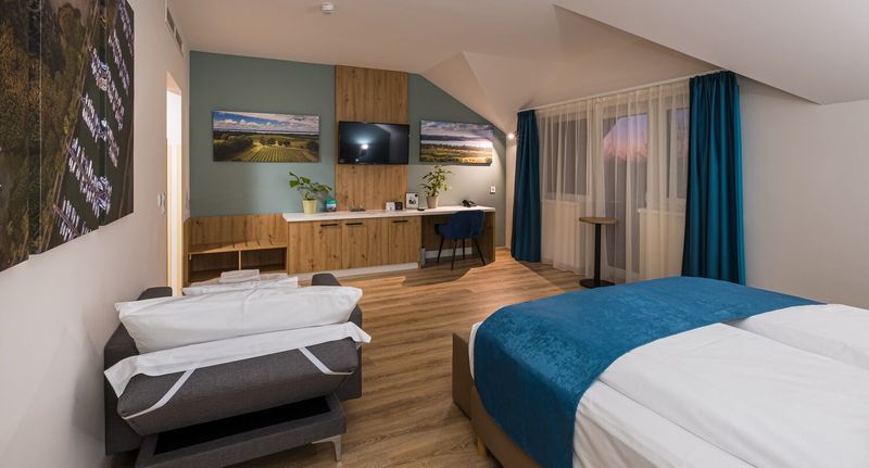 Standard Family Pokoj s manželskou postelí - Kistücsök Food & Room Balatonszemes, foto 1