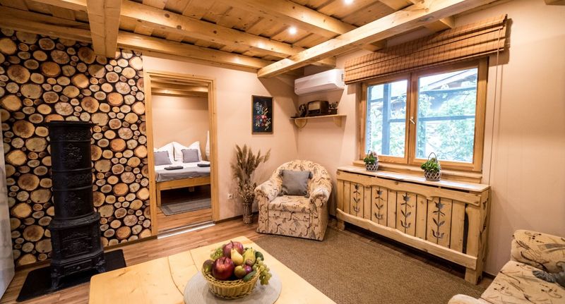Apartman s terasou pro 6 os. se 3 ložnicemi s výhledem do zahrady - Tündérkert Apartman Debrecen, foto 1