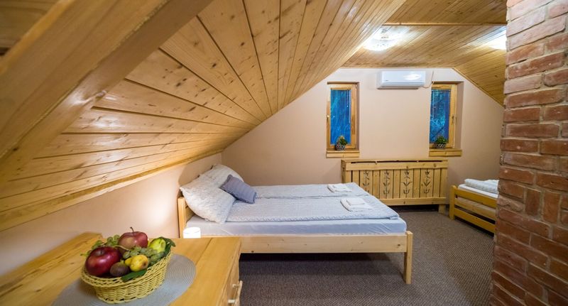Apartman s balkónem pro 4 os. s 1 ložnicí na poschodí - Tündérkert Apartman Debrecen, foto 1