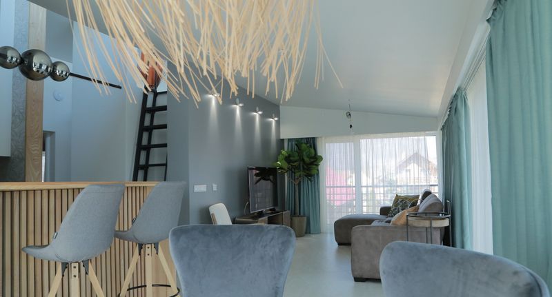 Penthouse Suita s balkónem s manželskou postelí s 1 ložnicí - Apartament H49 Wellness & SPA - Adults Only 14+ Sovata, foto 1