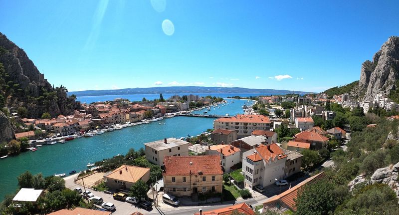 Standard Pokoj s manželskou postelí s výhledem na moře - Hotel Villa Dvor Omiš, foto 1
