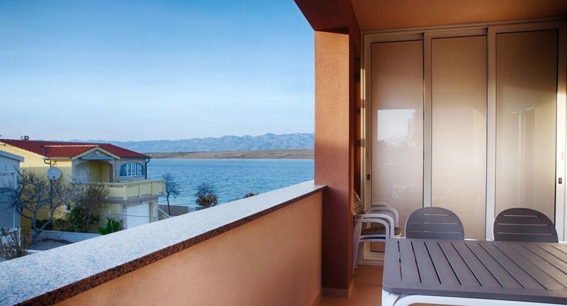Family Apartman pro 4 os. se 2 ložnicemi s částečným výhledem na moře - Apartments Vista Vir, foto 8