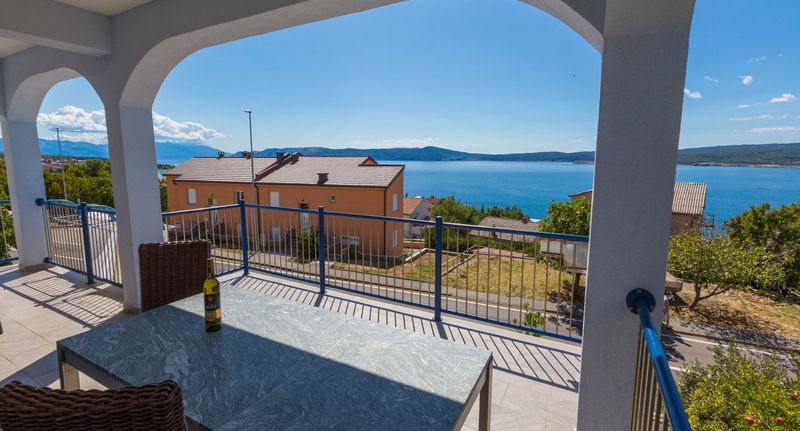 Apartman pro 6 os. se 3 ložnicemi - Apartment Goran Crikvenica, foto 1