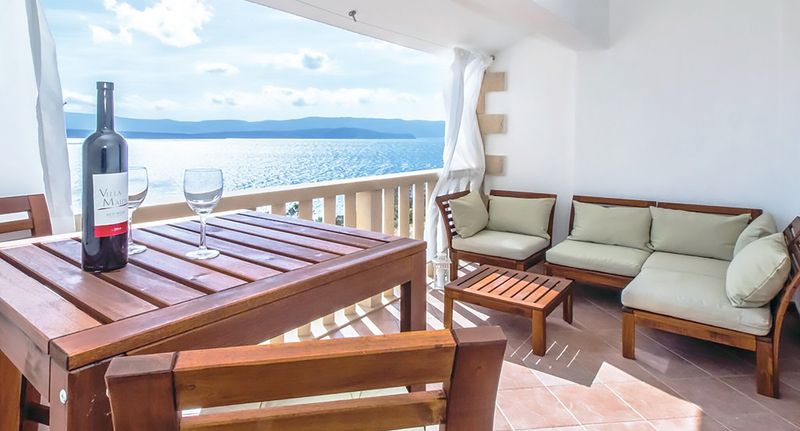 Rekreační dům (jako celek) pro 12 os. - House Majda Nerezisce, foto 1