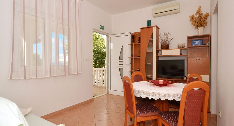 Apartman pro 6 os. se 3 ložnicemi - Apartment Nada Rogoznica II, foto 1