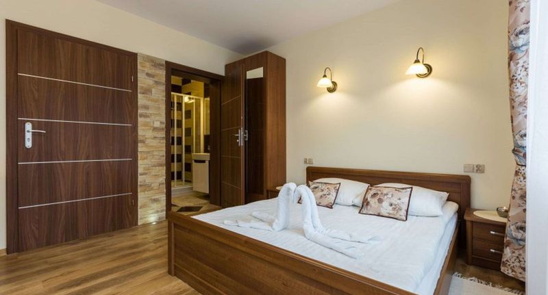Pokoj s manželskou postelí - ApartHost Willa Nowotarska Zakopane, foto 1