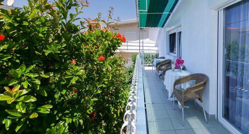 Apartman pro 4 os. se 2 ložnicemi - Apartments Mirjana Blue Beach Vodice, foto 1
