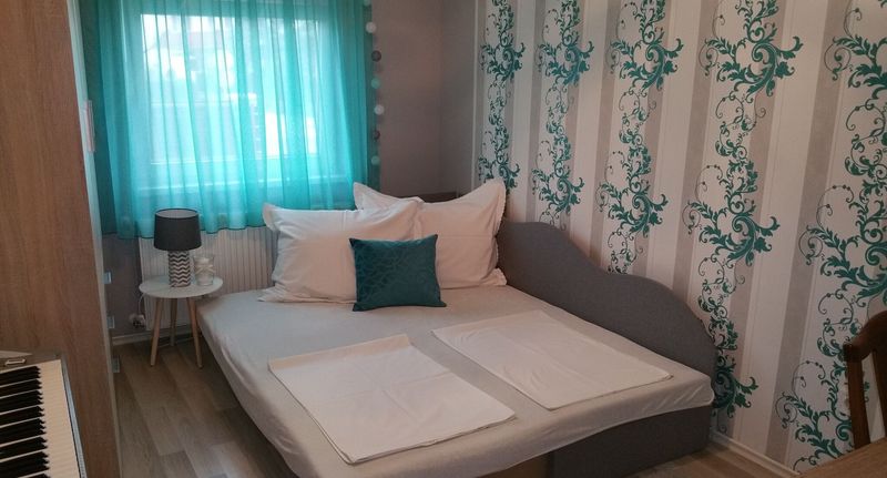 Rodinný Apartman pro 4 os. se 2 ložnicemi přízemní - Máté Nyaraló Balatonlelle, foto 1