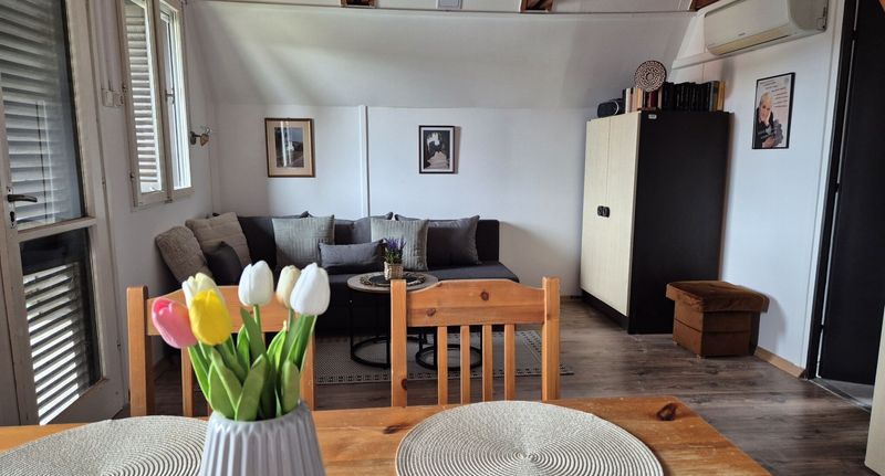 Standard Roubenka (jako celek) pro 4 os. s výhledem do zahrady - Horizont-idéző ParkMotel Orfű, foto 1