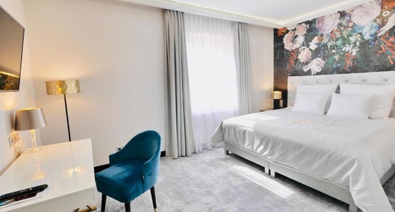 Deluxe Pokoj s manželskou postelí na poschodí - Aparthotel Szewska 22 Boutique Kraków, foto 27
