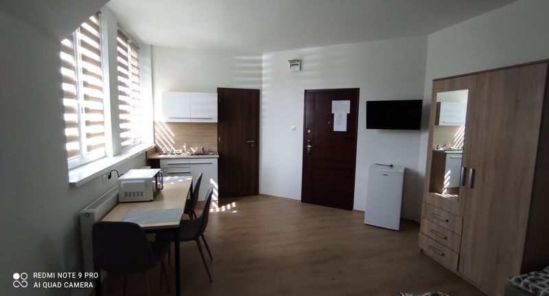 Apartman tV s plochou obrazovkou pro 3 os. s 1 ložnicí na poschodí - Szikla Vendégház Sopron, foto 1