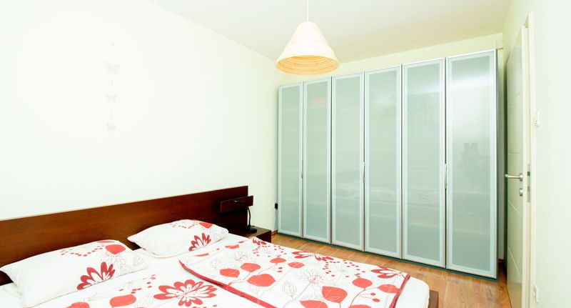 Komfort Apartman (jako celek) pro 4 os. s výhledem na jezero - 945 - Panorámás Szállás Hullám Üdülőpark Balatonőszöd, foto 1