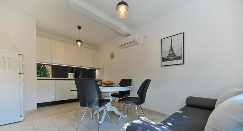 "A" Apartman pro 4 os. se 2 ložnicemi (s možností přistýlky) - Apartmani Kapetan Trogir, foto 1