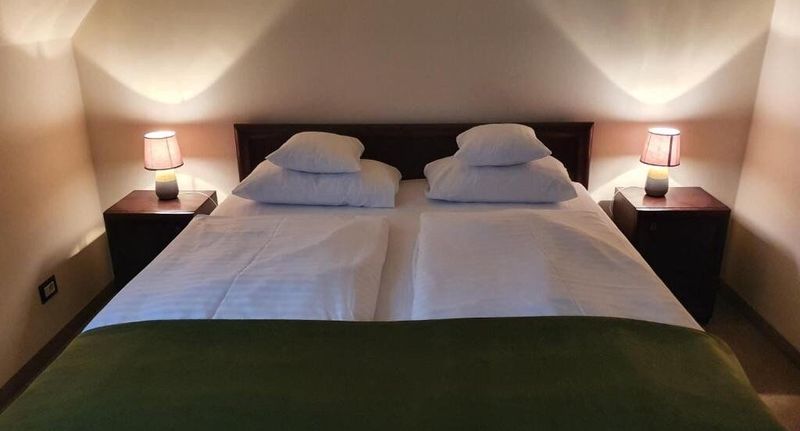 Premium Pokoj s manželskou postelí - Pensiunea Mystique Arad, foto 1