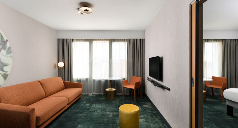Suita s klimatizací pro 4 os. s 1 ložnicí na poschodí - Mercure Debrecen, foto 1