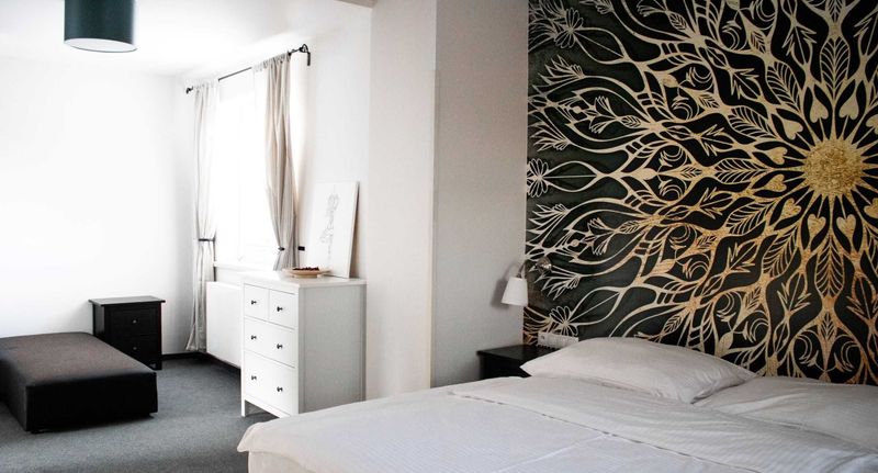 Deluxe Pokoj se sprchou s manželskou postelí - Resort Uko Bedřichov, foto 1