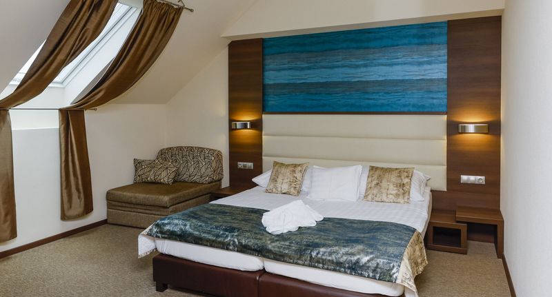 Superior Pokoj pro 2 os. v podkroví (s možností přistýlky) - Hotel Villa Völgy Eger, foto 1