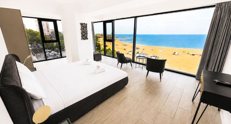 Deluxe Apartman pro 5 os. se 3 ložnicemi s výhledem na moře - Maritimo ApartHotel Constanța, foto 21