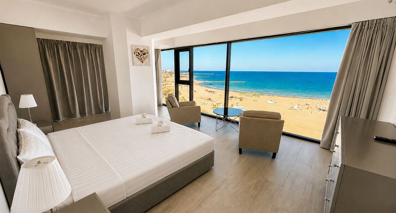 Deluxe Apartman pro 4 os. se 2 ložnicemi s výhledem na moře - Maritimo ApartHotel Constanța, foto 1