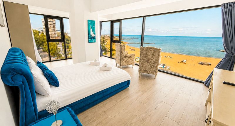 Deluxe Apartman pro 5 os. se 3 ložnicemi s výhledem na moře - Maritimo ApartHotel Constanța, foto 31